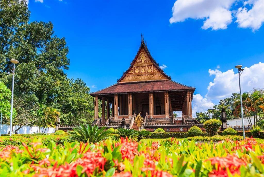 Dhavara Boutique Hotel Вьентьян Экстерьер фото