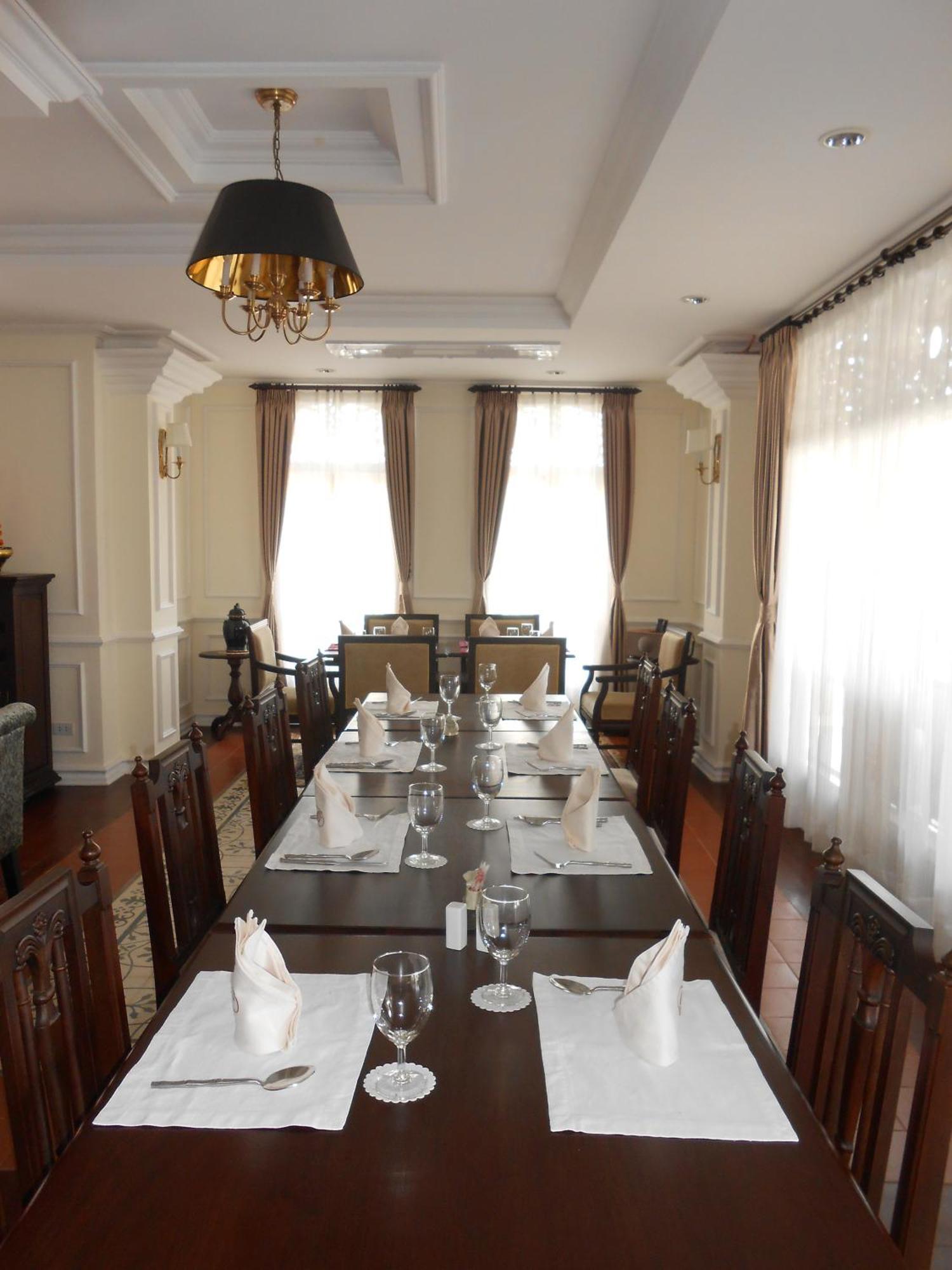Dhavara Boutique Hotel Вьентьян Экстерьер фото