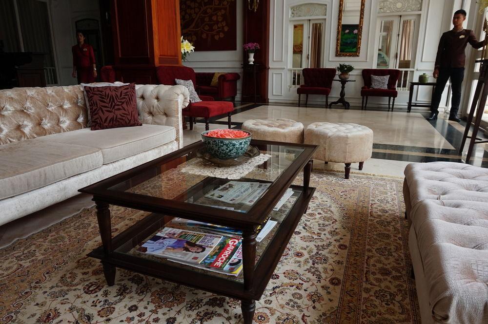 Dhavara Boutique Hotel Вьентьян Экстерьер фото