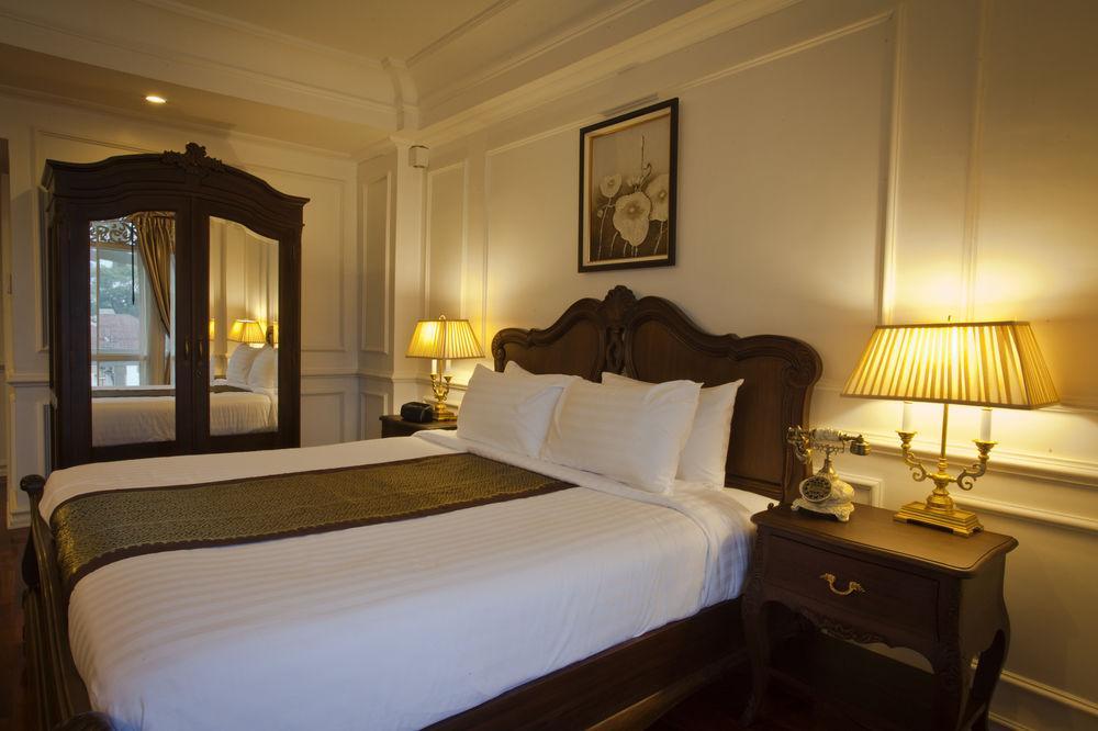 Dhavara Boutique Hotel Вьентьян Экстерьер фото