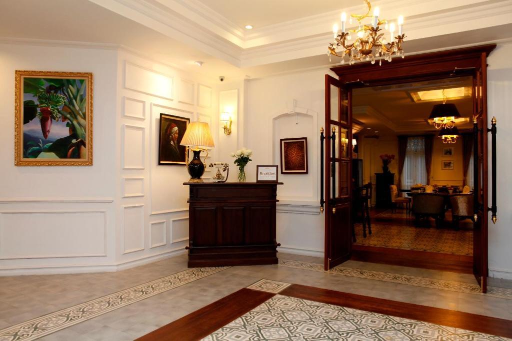 Dhavara Boutique Hotel Вьентьян Экстерьер фото