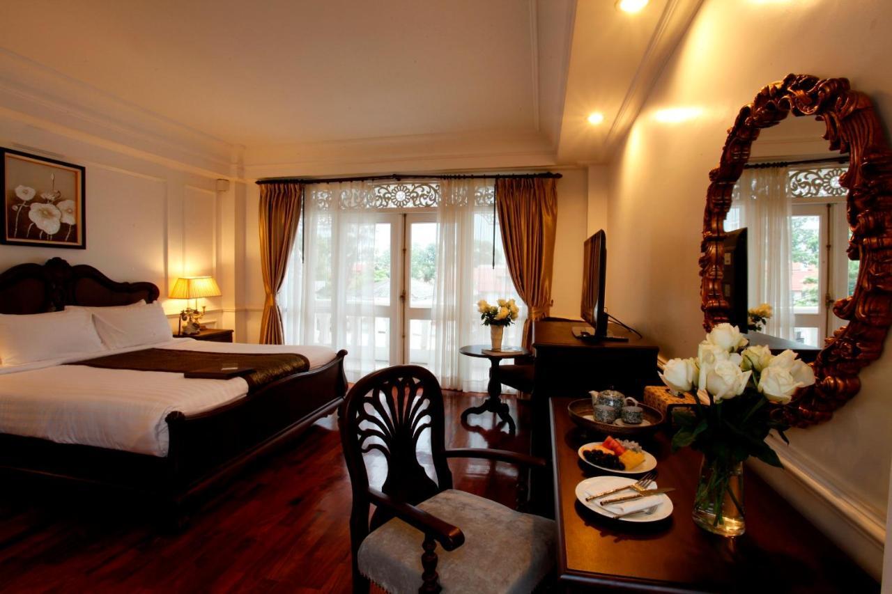 Dhavara Boutique Hotel Вьентьян Экстерьер фото